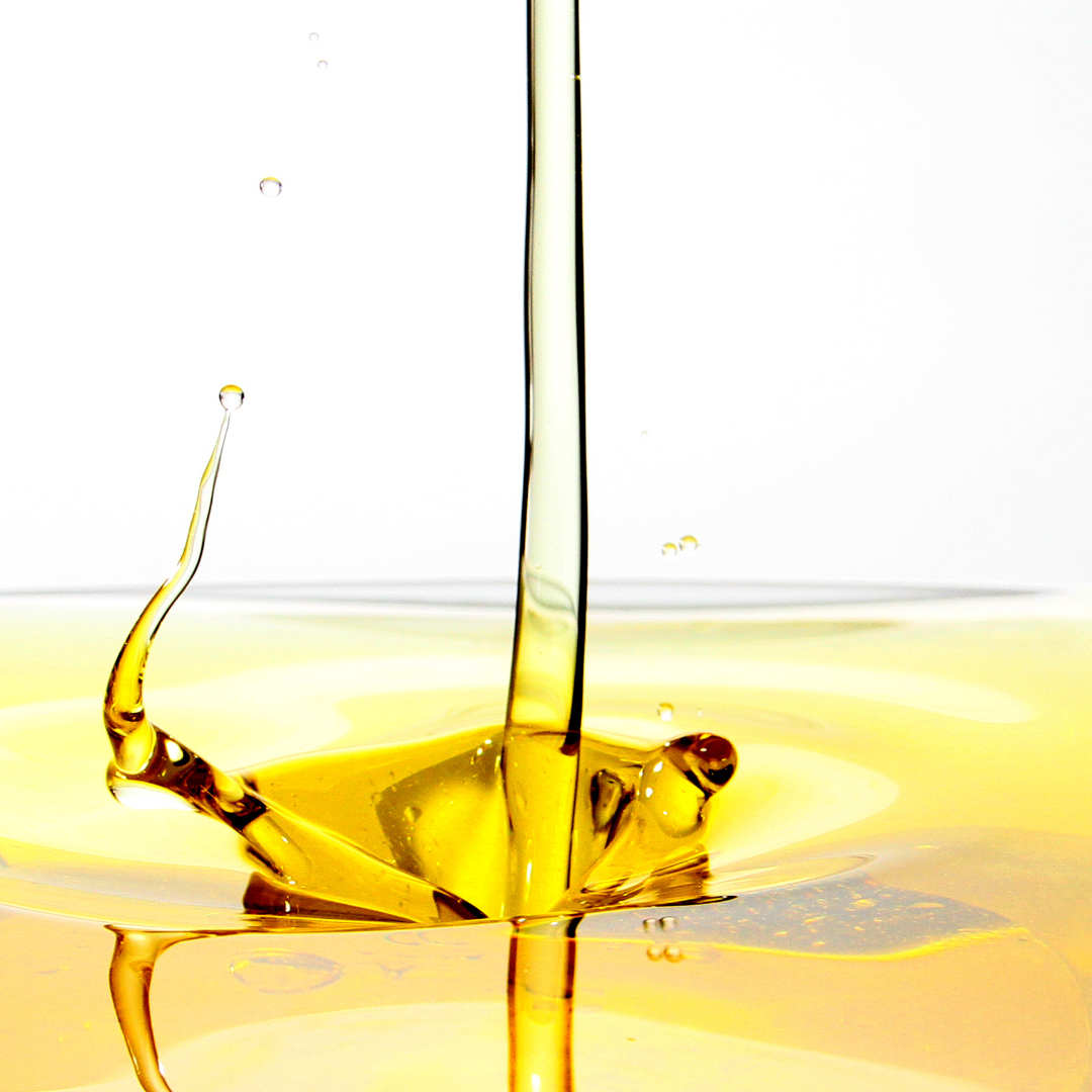 The Truth about mineral oil + mineral oil addiction